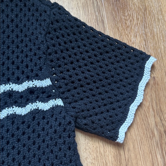 Abercrombie & Fitch Black Knit Shorts Sleeve Cardigan with White Edging Size XS - Picture 4 of 8